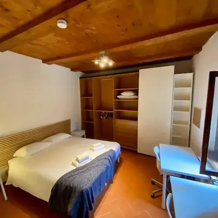 Vinegia Apartment